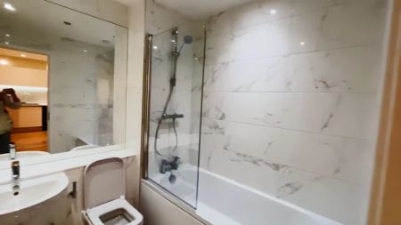 1 Bedroom 1 Bathroom Apartment 107 - Photo 5