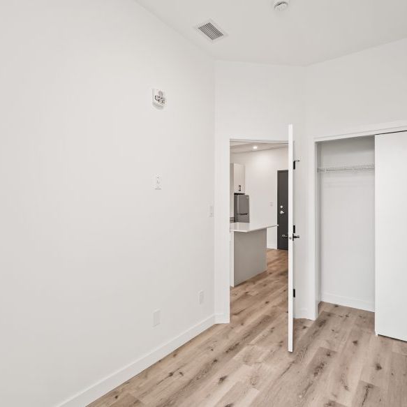 171 Donald – The Lowry, Winnipeg, MB - Photo 1