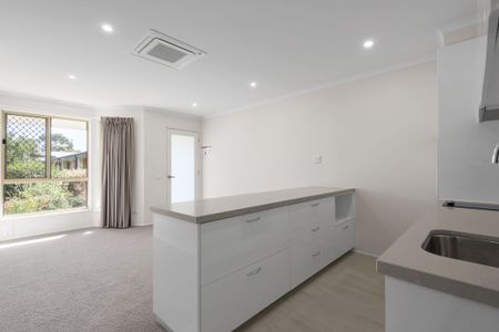 55 Years & Over Lifestyle Village - One Bedroom Units Available - 55 Years & Over only - Photo 4