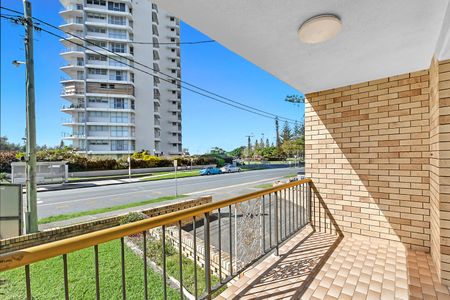 1/137 Old Burleigh Road, Broadbeach QLD 4218 - Apartment For Rent | Domain - Photo 3