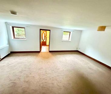 Brook Cottage, Ty Canol, NP44 - Photo 3