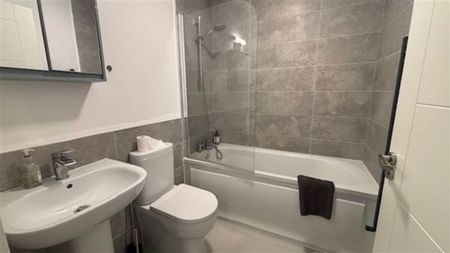 160 Dundoogan, Dundalk, County Louth, A91 EW7A - Photo 5