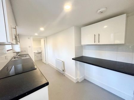 1 bedroom apartment to rent - Photo 5