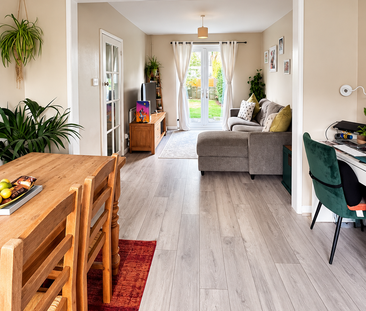 3 bedroom flat to rent - Photo 1