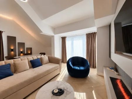 Penthouse exclusivist cu terasa de 85 mp, jacuzzi privat si independenta energetica – Prima inchiriere | Zona Coresi, Brasov - Fotografie 4