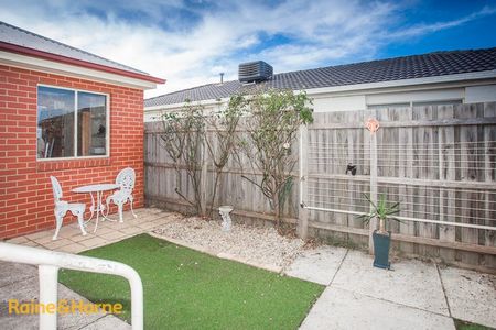 3/32-34 Charter Road East, Sunbury, VIC 3429 - Photo 4