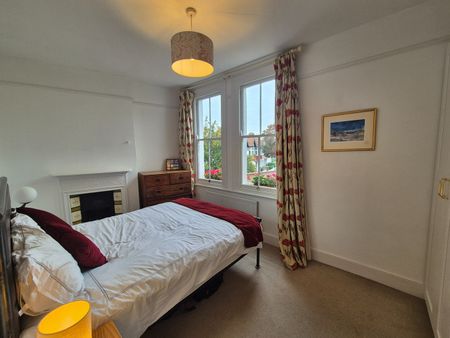 2 Bed Flat, Southfield Road, W4 - Photo 4