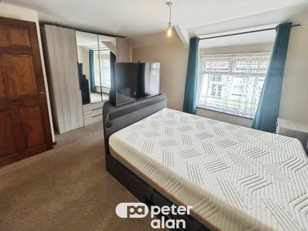 Queens Road, Skewen, NEATH - Photo 4