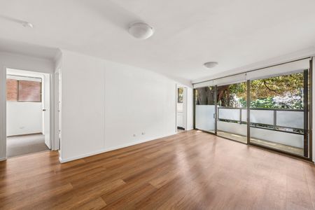 5/53-55 Elizabeth Bay Road, Elizabeth Bay NSW 2011 - Apartment For Rent | Domain - Photo 4