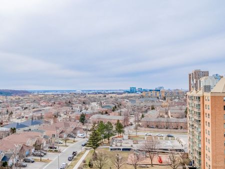 For Lease - 35 Watergarden Drive Unit# 919, Mississauga, Ontario - Photo 4