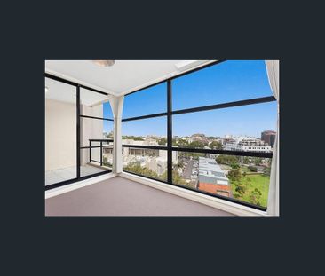 One Bedroom Apartment on the 12th Floor of 'The Marbury' Complex - Photo 4