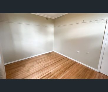 Comfortable & Convenient 3-Bedroom Home - Photo 6