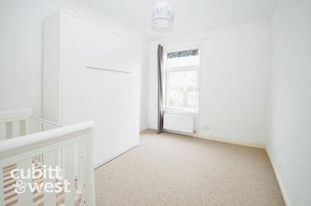 3 bedroom terraced house to rent - Photo 3