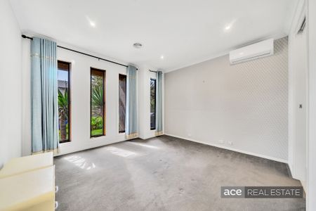 4 Zenith Avenue, Williams Landing VIC 3027 - House For Rent | Domain - Photo 3