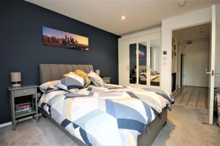 1 bedroom Apartment to rent - Photo 3