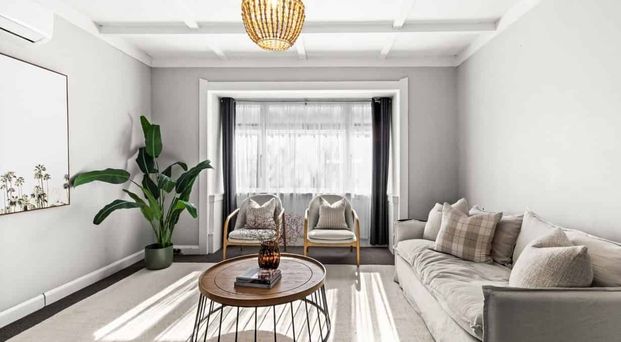 15 Taradale Road, Taradale, Napier - Photo 1