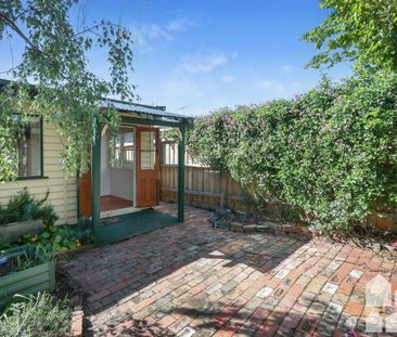 Charming Victorian Home in the Heart of Seddon! - Photo 1