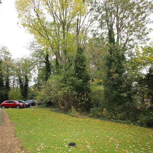 Crescent Road, Crouch End, N8 - Photo 1