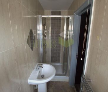 5 bedroom house to rent - Photo 2