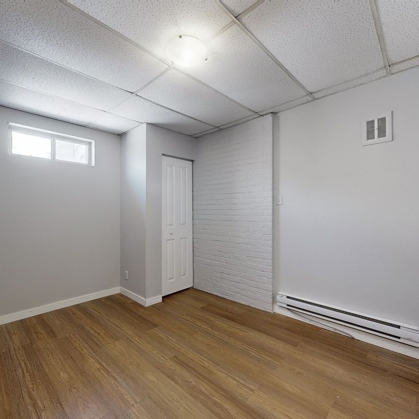For Lease - 12 Wesleyan Street Unit# 6, Halton Hills, Ontario - Photo 1
