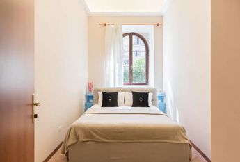 Via Cavour, Rome, Lazio 00184