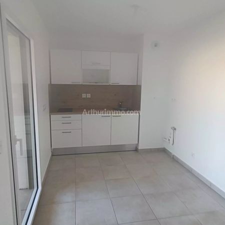 Location Appartement 2 pièces 46 m2 à Bourgoin-Jallieu - Photo 4