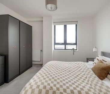 2 bedroom flat to rent - Photo 1