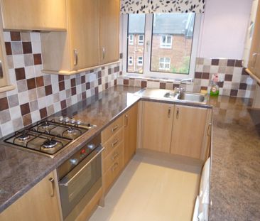 Dumbarton Road, Glasgow, G14 9DB - Photo 1