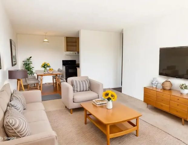 Seaside Heights Mainstreet Apartments | 1023 Esquimalt Rd, Victoria - Photo 1