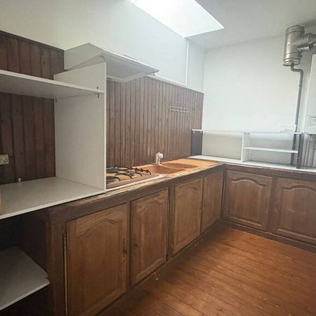 Location Appartement 2 pièces 48m² JOIGNY 89300 - Photo 3