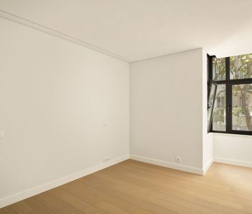 4 Bedroom Apartment with parking, Monte Estoril, Cascais - Photo 6