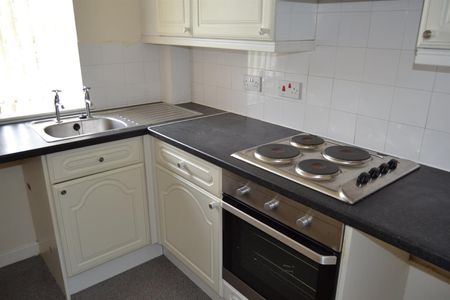 Manygates Court, Sandal, Wakefield - Photo 3