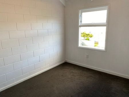 9/33 Frankmoore Ave, Johnsonville - Photo 2