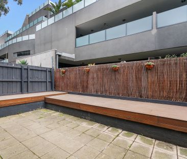 33B Park Street, St Kilda West. - Photo 2