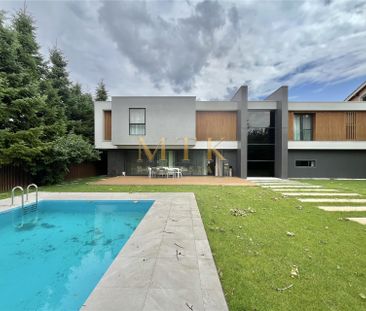 VILA LUX 6 camere | 1000 mp teren | Pipera - Erou Iancu Nicolae - Fotografie 5