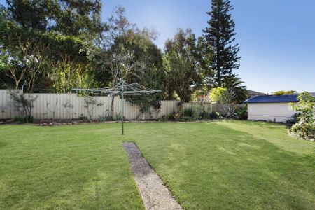 16 Willow Crescent, Ryde. - Photo 3