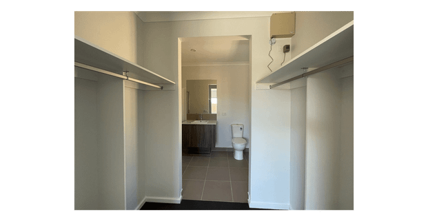 Spacious 4-Bedroom Family Home in Prime Weir Views Location! - Photo 1