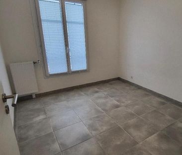 Location Appartement 3 pièces 63m² LE BLANC MESNIL 93150 - Photo 6