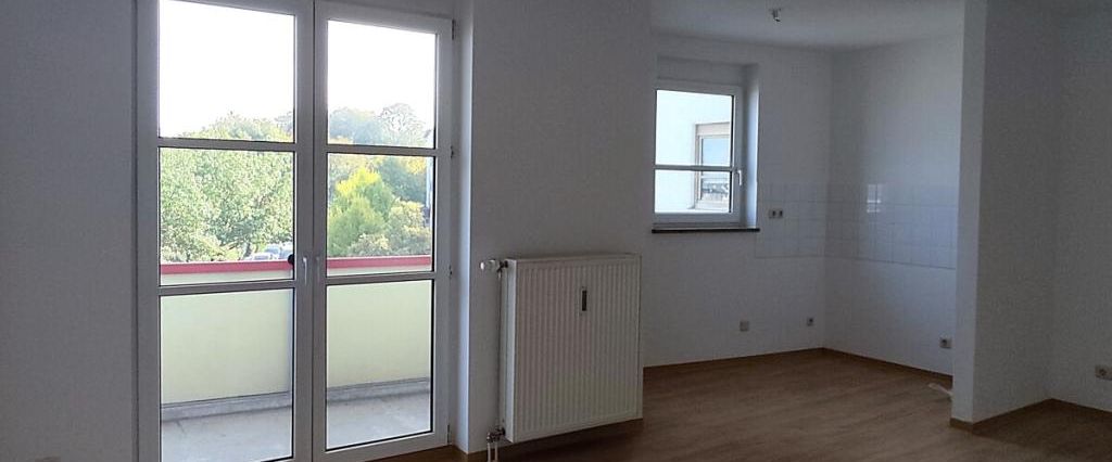 1-Zimmer-Wohnung mit Balkon und Ausblick! - Foto 1
