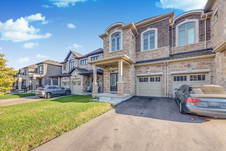 For Lease - 35 Peter Hogg Court, Whitby, Ontario - Photo 4