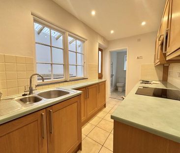 2 bedroom terraced house to rent - Photo 5