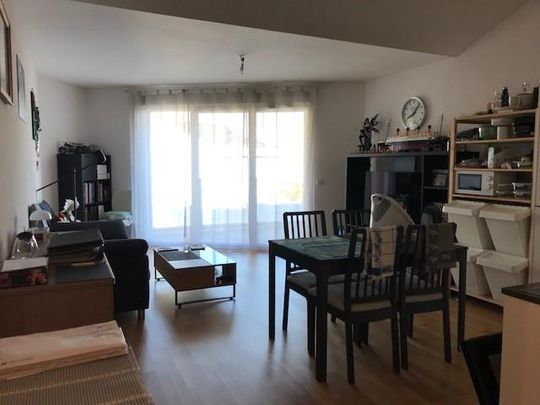 Bel appartement de 4 pièces situé au 2ème étage avec vu sur le Lac Léman. - Foto 1