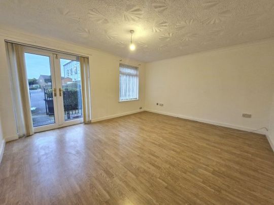 Attlee Place, Clydebank - Photo 1