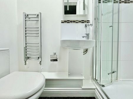 6 bedroom house to rent Mill Road, Frettenham, Norwich, NR12 - Photo 5