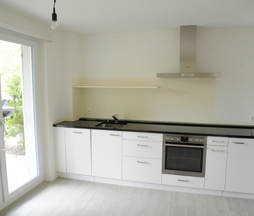 Moderne 1.5 Zimmer-Wohnung in Seenähe - Photo 1
