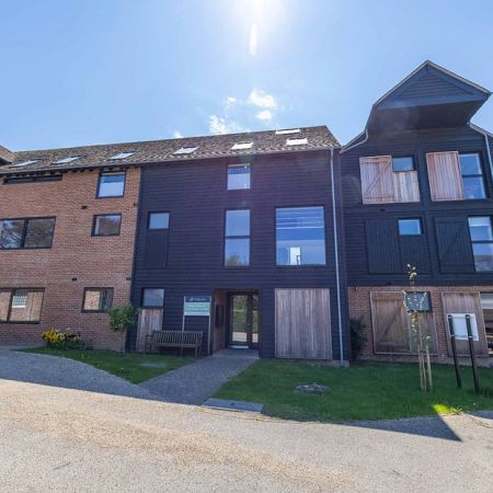 Hawarden Place, Canterbury Road, Wingham, CT3 1EW - Photo 4