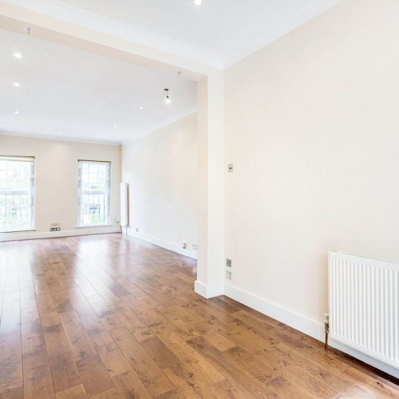 Marlborough Place, London, NW8 - Photo 1