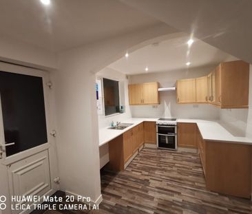 3 Bed End Terrace, Hastilar Road South, S13 - Photo 5
