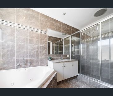 Central Convenience - Photo 6