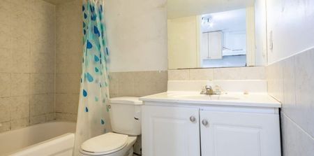 For Lease - 693 Euclid Avenue Unit# 3, Toronto, Ontario - Photo 2